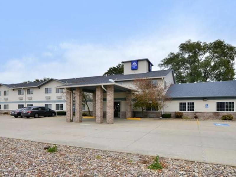 Regency Inn Geneseo Il I-80 מראה חיצוני תמונה