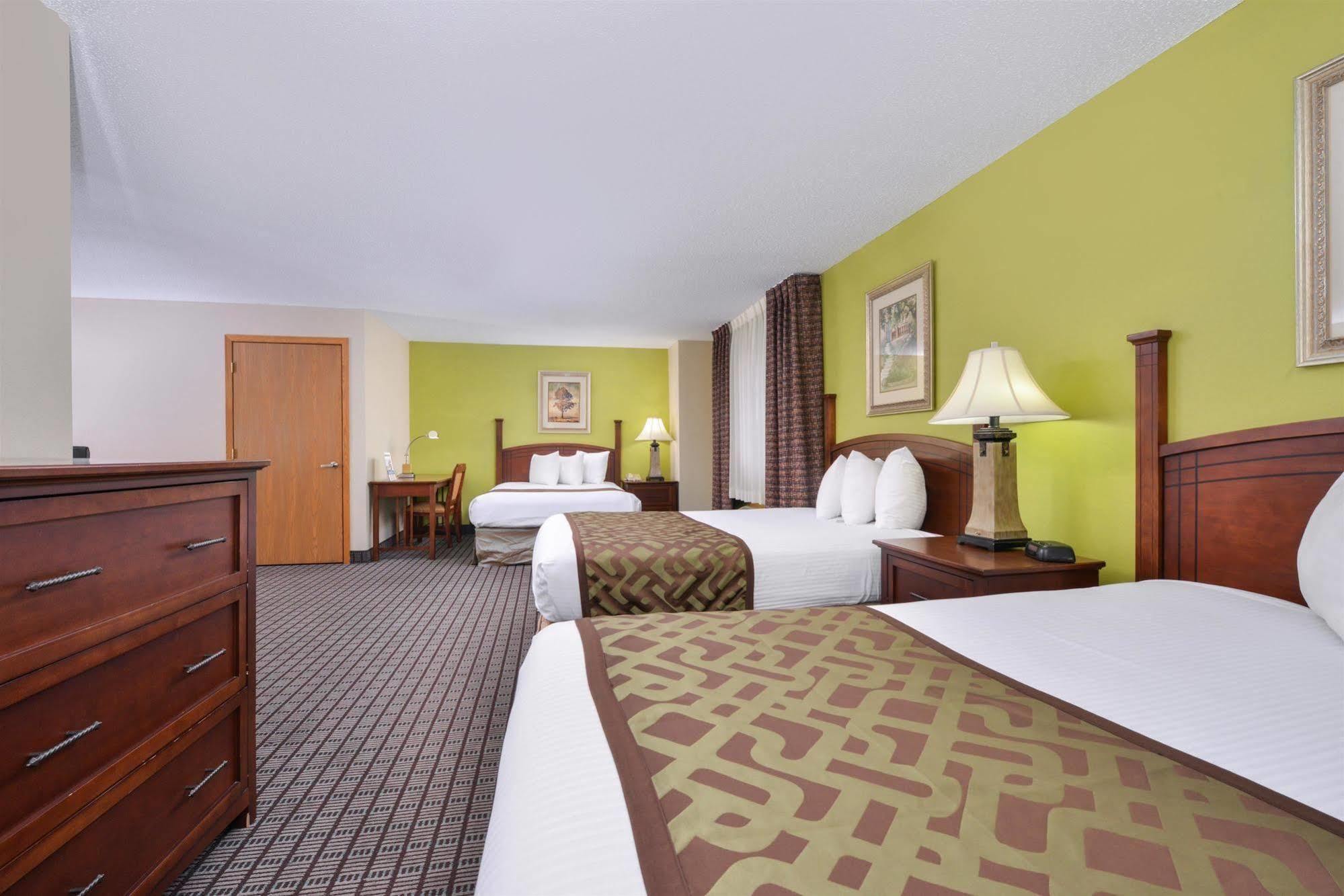 Regency Inn Geneseo Il I-80 מראה חיצוני תמונה