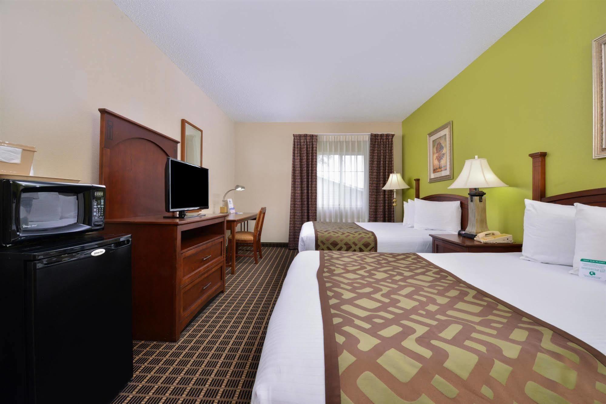 Regency Inn Geneseo Il I-80 מראה חיצוני תמונה
