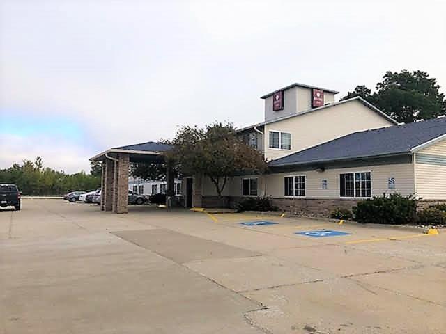 Regency Inn Geneseo Il I-80 מראה חיצוני תמונה